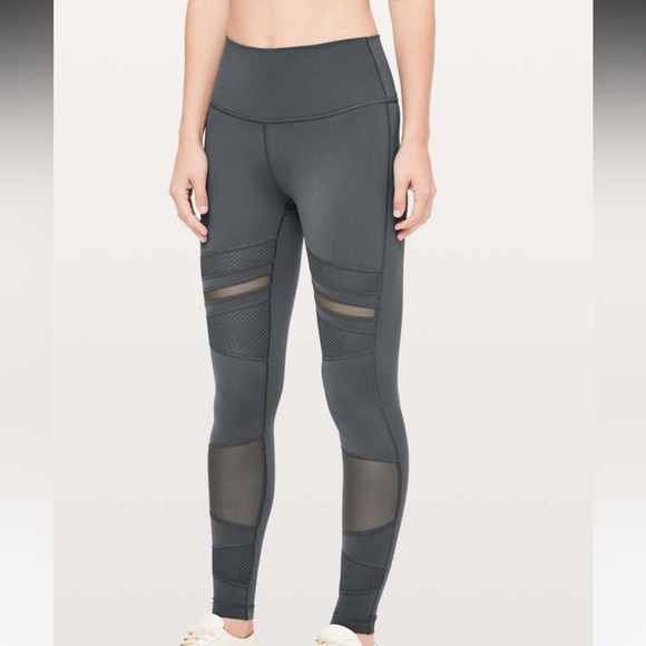 Lululemon Wunder Under High-Rise Tight *Mix & Mesh 28" Melanite | size 10 - Picture 9 of 12